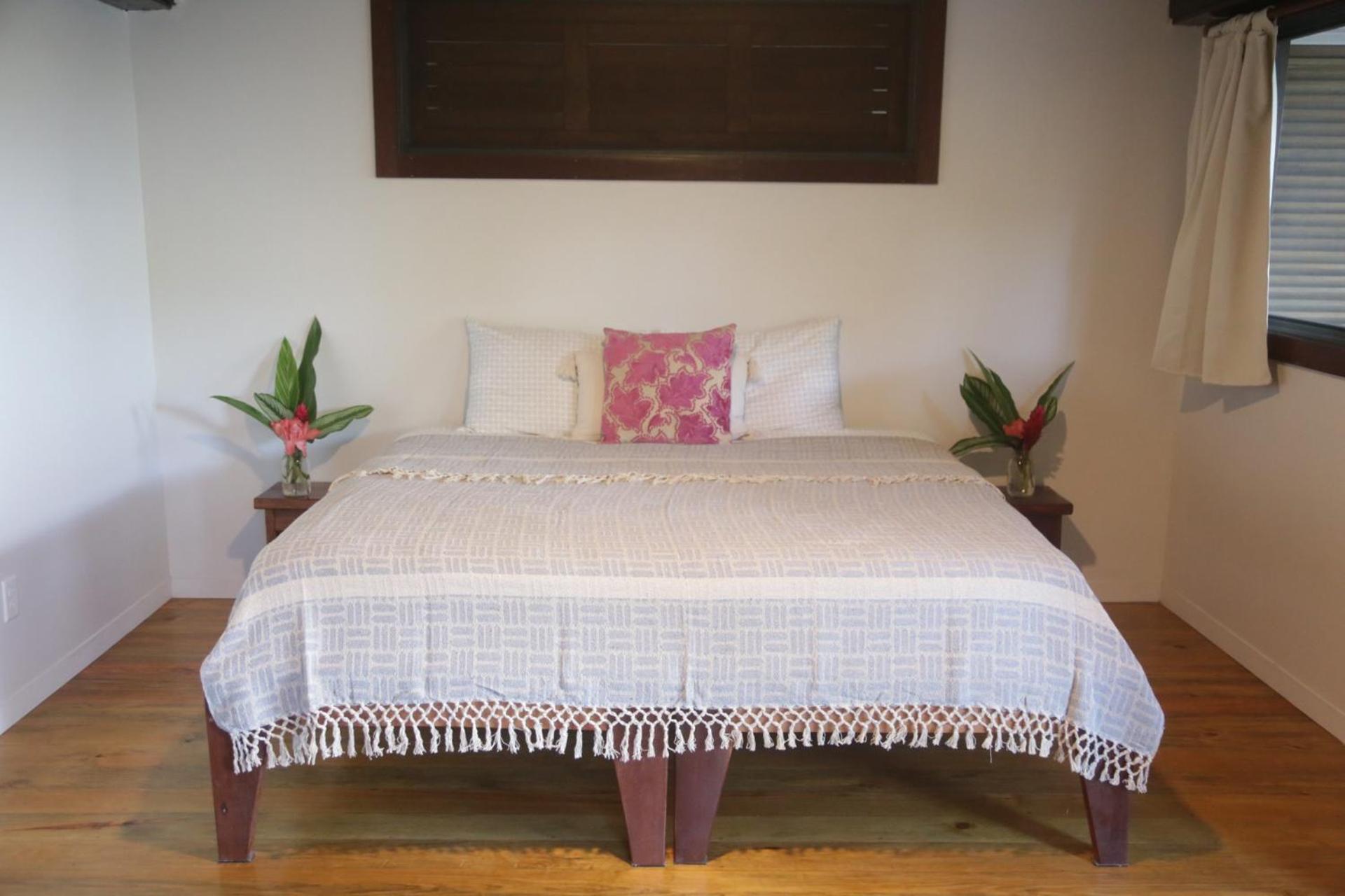 Roam Yoga & Wellness Lodge Bocas del Toro Exterior photo