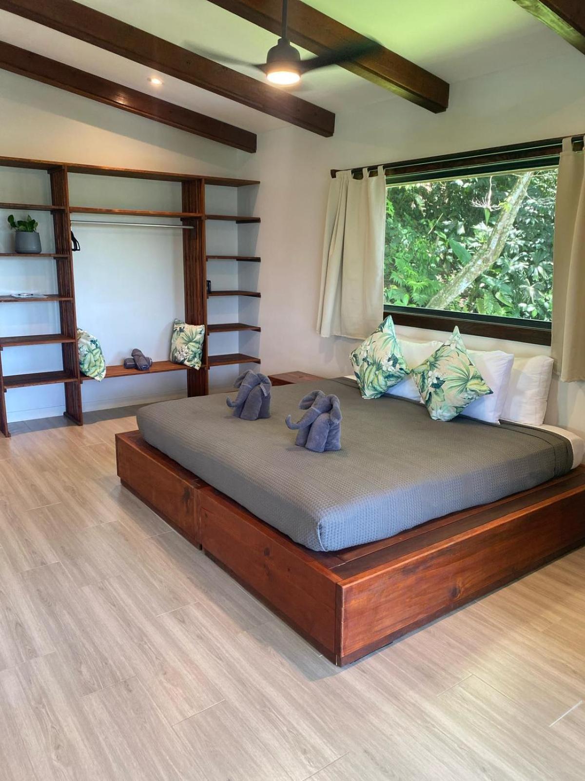 Roam Yoga & Wellness Lodge Bocas del Toro Exterior photo