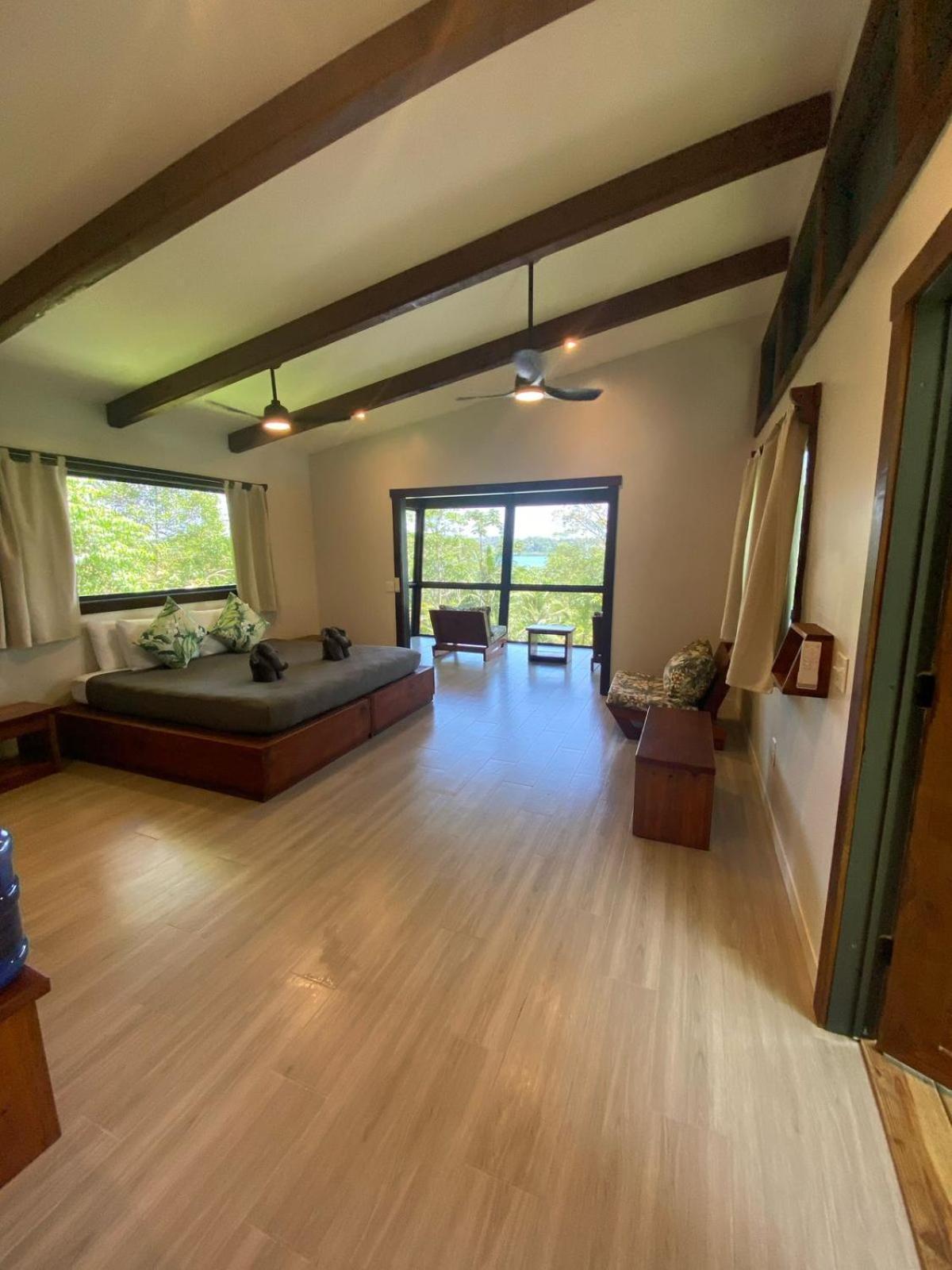Roam Yoga & Wellness Lodge Bocas del Toro Exterior photo